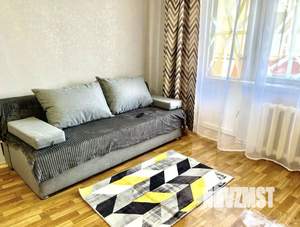 2-к квартира, посуточно, 55м2, 1/1 этаж