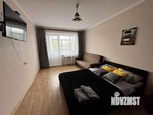 1-к квартира, посуточно, 38м2, 1/1 этаж