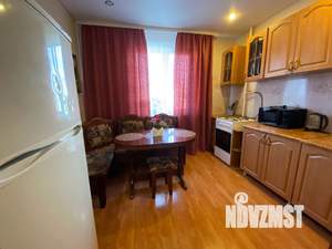 1-к квартира, посуточно, 37м2, 4/9 этаж