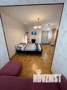 1-к квартира, посуточно, 44м2, 4/9 этаж