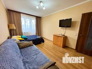 1-к квартира, посуточно, 42м2, 7/10 этаж