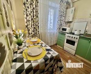1-к квартира, посуточно, 40м2, 1/1 этаж