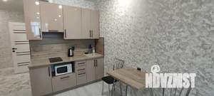 Студия квартира, посуточно, 37м2, 13/14 этаж