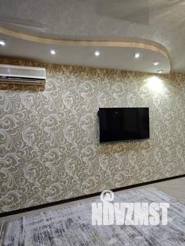 Студия квартира, посуточно, 42м2, 5/5 этаж