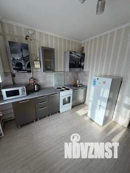 1-к квартира, посуточно, 40м2, 9/10 этаж