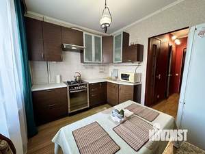 1-к квартира, посуточно, 42м2, 7/10 этаж