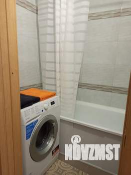 1-к квартира, посуточно, 38м2, 6/9 этаж