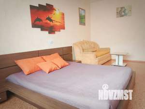 1-к квартира, посуточно, 38м2, 8/10 этаж