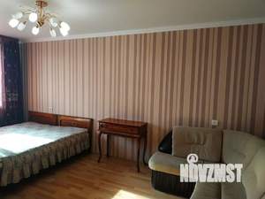 1-к квартира, посуточно, 35м2, 3/10 этаж