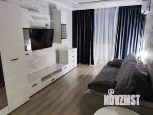 1-к квартира, посуточно, 45м2, 3/6 этаж