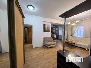 2-к квартира, посуточно, 55м2, 1/1 этаж