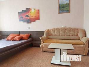 1-к квартира, посуточно, 38м2, 8/10 этаж