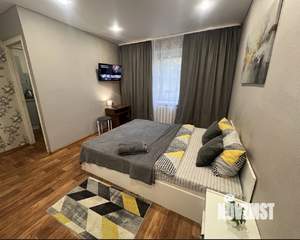 1-к квартира, посуточно, 40м2, 1/1 этаж