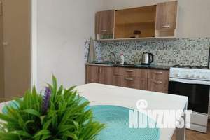 1-к квартира, посуточно, 40м2, 2/10 этаж