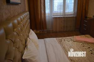 1-к квартира, посуточно, 47м2, 2/9 этаж