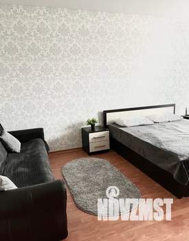 1-к квартира, посуточно, 37м2, 4/9 этаж