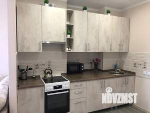 Студия квартира, посуточно, 37м2, 4/15 этаж