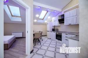 1-к квартира, посуточно, 47м2, 3/3 этаж