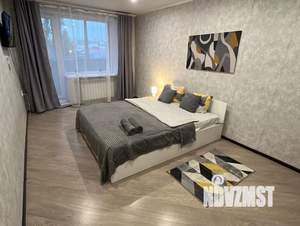 1-к квартира, посуточно, 44м2, 4/9 этаж