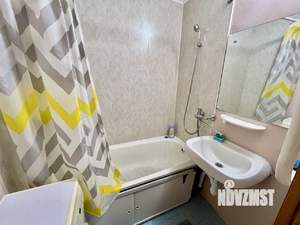 1-к квартира, посуточно, 44м2, 4/10 этаж