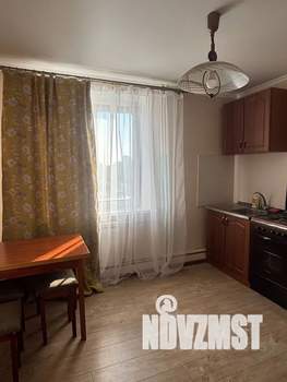 1-к квартира, посуточно, 41м2, 11/16 этаж