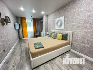 1-к квартира, посуточно, 56м2, 5/7 этаж