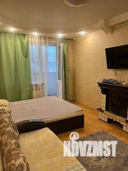 1-к квартира, посуточно, 40м2, 9/10 этаж