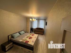 1-к квартира, посуточно, 40м2, 6/18 этаж