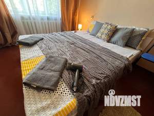 1-к квартира, посуточно, 40м2, 1/5 этаж