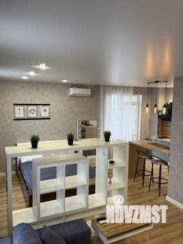 Студия квартира, на длительный срок, 40м2, 19/20 этаж