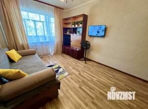 2-к квартира, посуточно, 60м2, 1/1 этаж