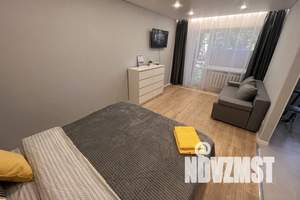 1-к квартира, посуточно, 40м2, 2/5 этаж