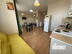 Студия квартира, посуточно, 37м2, 6/15 этаж