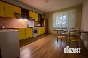 2-к квартира, посуточно, 65м2, 1/10 этаж