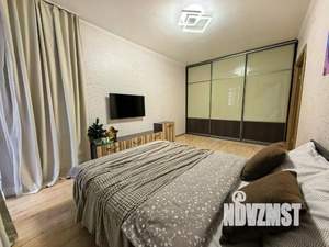 1-к квартира, посуточно, 43м2, 1/1 этаж