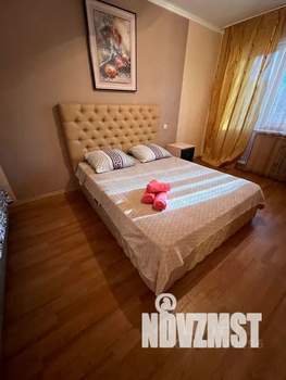 1-к квартира, посуточно, 38м2, 3/9 этаж