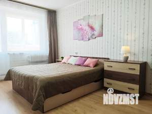 1-к квартира, посуточно, 33м2, 3/10 этаж