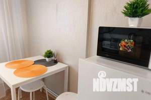 1-к квартира, посуточно, 45м2, 4/10 этаж