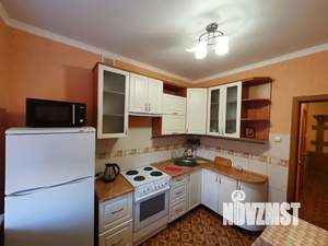 1-к квартира, посуточно, 42м2, 2/14 этаж