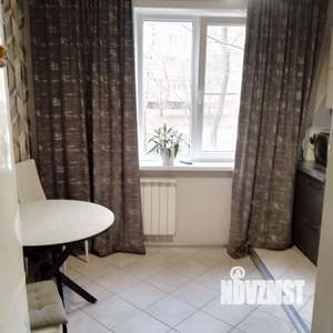 1-к квартира, посуточно, 35м2, 1/9 этаж