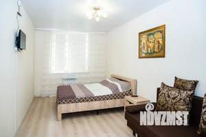 1-к квартира, посуточно, 40м2, 2/10 этаж