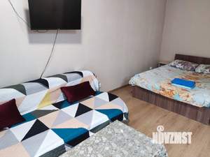 Студия квартира, посуточно, 40м2, 1/14 этаж