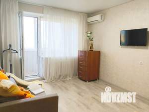 1-к квартира, посуточно, 32м2, 8/9 этаж