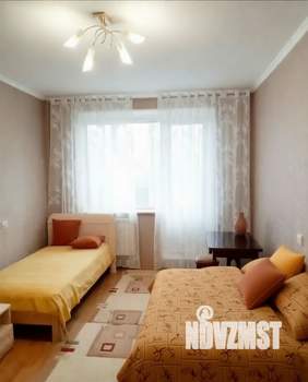 1-к квартира, посуточно, 34м2, 4/10 этаж