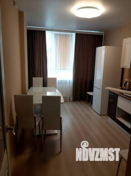 1-к квартира, посуточно, 40м2, 3/10 этаж