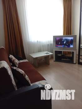 1-к квартира, посуточно, 40м2, 5/7 этаж