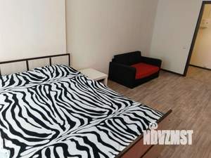 1-к квартира, посуточно, 43м2, 1/1 этаж