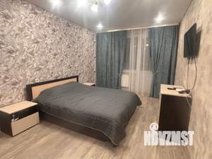 1-к квартира, посуточно, 45м2, 7/10 этаж