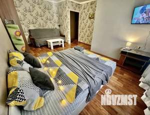 1-к квартира, посуточно, 40м2, 1/1 этаж