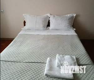 1-к квартира, посуточно, 40м2, 2/5 этаж